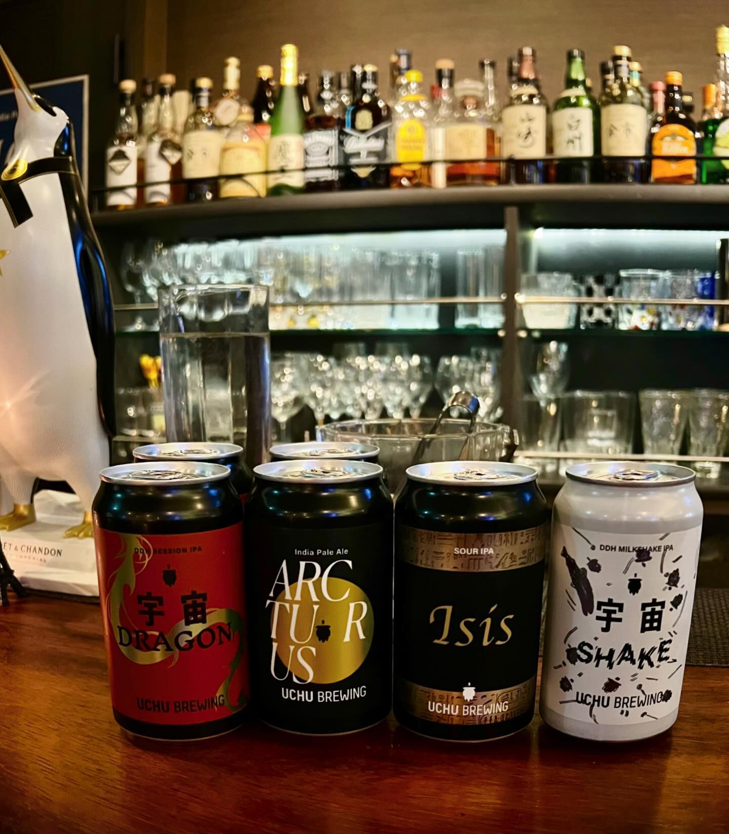 入荷してます UCHU BREWINGのクラフト４種類♪いつものお客様の好みに合わせたテイスト数に限りがありますが飲み比べてみてはどうでしょう？▽follow me▽@letemps22#uchubrewing#uchubrewingjapan#UCHUBREWING#クラフトビール#Craft_beer#待ってました#クラフトビール好きな人と繋がりたい#猫好きです#静岡出身です#カフェバー  #金沢片町 #letemps #Letemps#Cafebar_Letemps#カフェバー_るたん#おひとり様でも#犀川沿いの夜景#歌えるカフェバー - 金沢片町るたん